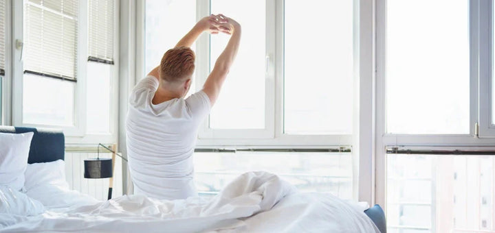 Why Waking Up Slowly Is Healthier for Your Brain and Heart